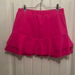 Vineyard Vines size 10 pink athletic Skort